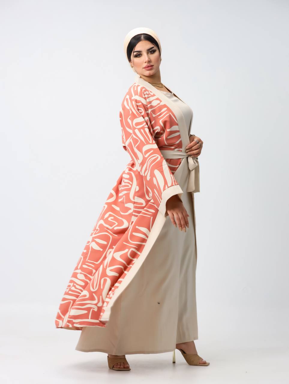 AZIZA -  Kimono – Muted Motion