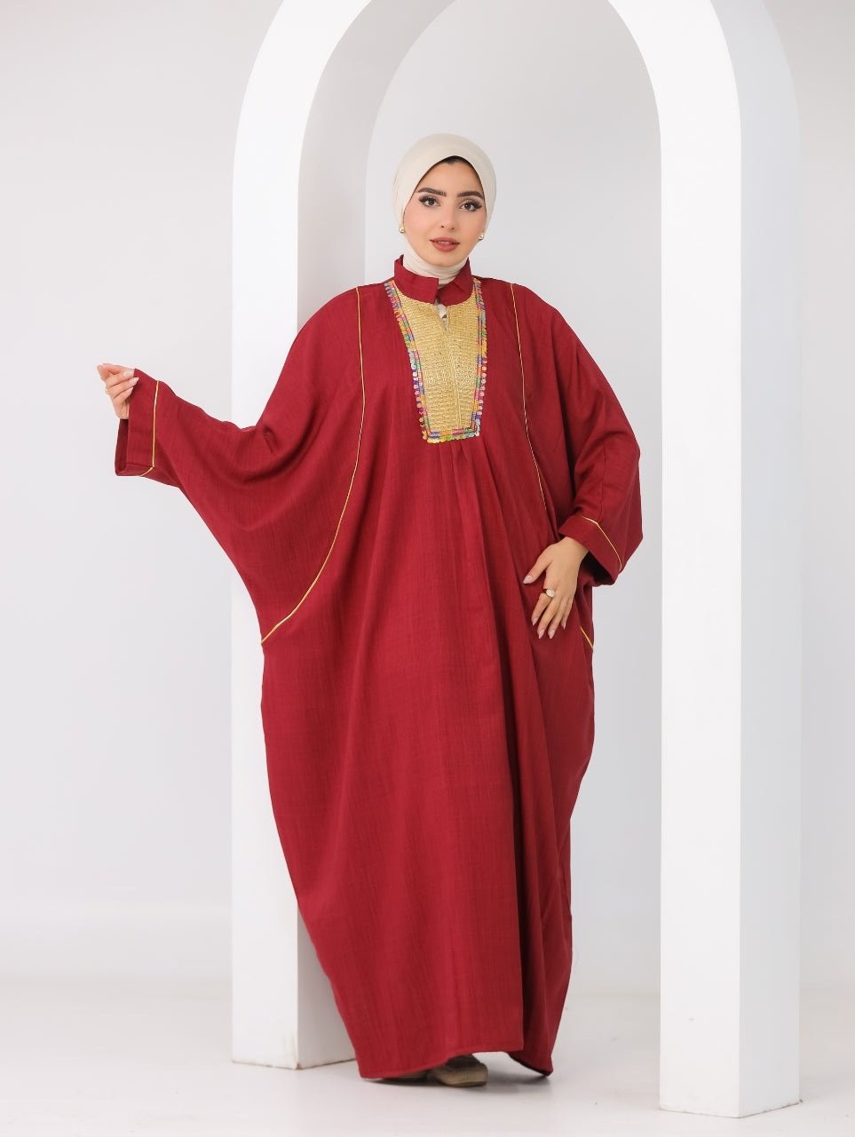 AZIZA - Desert Queen