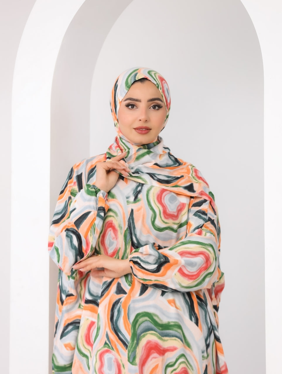 AZIZA – Color Wave