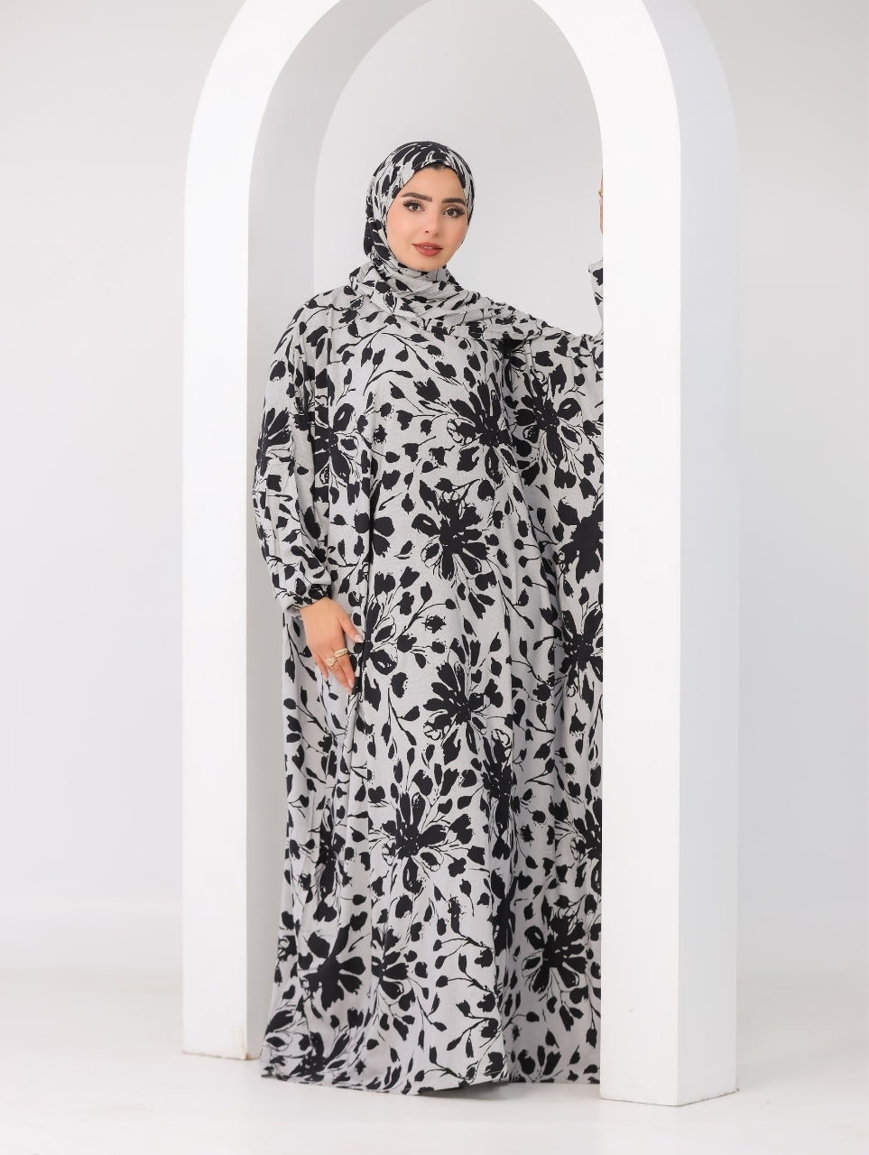 AZIZA – Shadow Floral