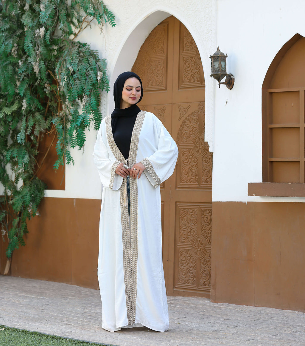 AZIZA -  Cozy Queen Cardigan