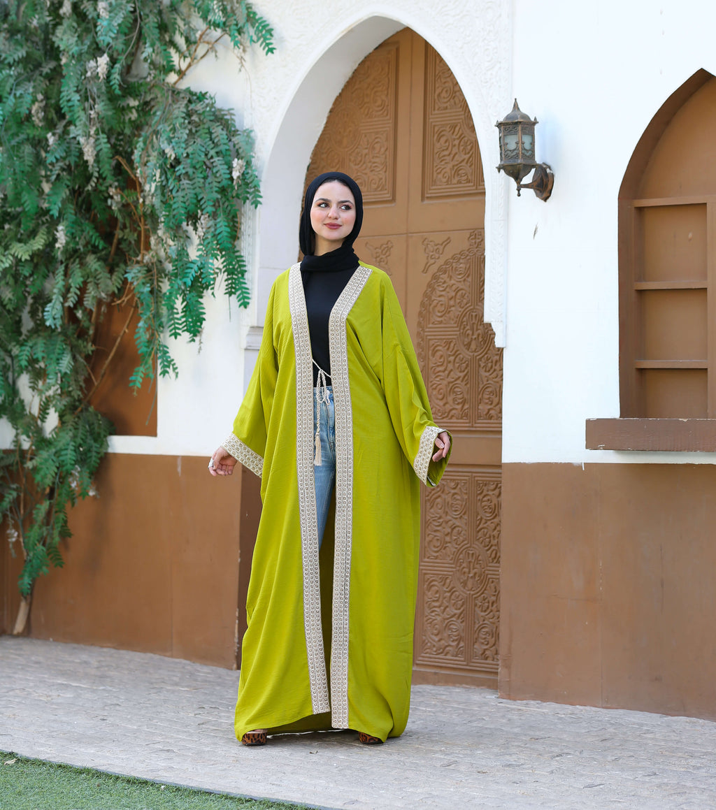 AZIZA -  Cozy Queen Cardigan